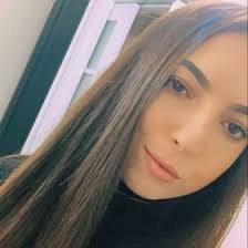 Alanna Ryan's Instagram, Twitter & Facebook