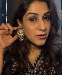 Last few days of deeyas summer sale for my VIP instafam. Swipe for some of  Deeyas massive summer sale items. Posting all prices