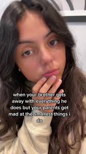 love it when hispanic households favor the men 😍😍