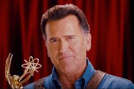 Bruce Campbell veut rendre les Emmys Groovy