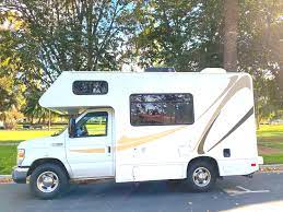Top rated class c motor home rental starting at $160/night in rialto, ca. Thor Majestic 19g Rv