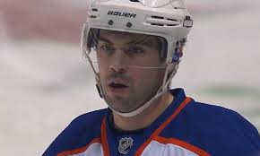 Peter Chiarelli shouldn't worry much about improving the Oilers for this  season