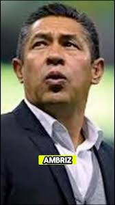 NUEVA OPORTUNIDAD PARA NACHO AMBRÍZ., 🦁 Ignacio Ambriz es oficialmente el  DT de León, donde buscará encaminar al triunfo a los esmeraldas en esta  nueva etapa., 🎥: @ventimillatania , #TodoEsPosible