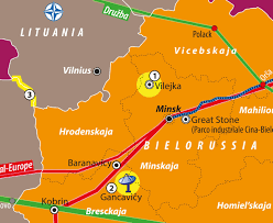La bielorussia è una repubblica dell'europa orientale, confinante ad ovest con la polonia, a nord con lettonia e lituania, ad est con la vasta russia e a sud con l'ucraina. Minsk Non Puo Fare A Meno Di Mosca Limes