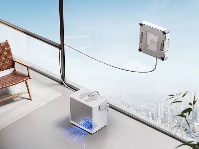 WINBOT W2S PRO OMNI - ECOVACS SG