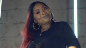 Estive no chão ele veio me levantar me sentia só sem forças para avançar ele puxou minha mão, injetou meu coração encheu de muita fé, me colocou em pé. Jeckcy Feat Dygo Podes Levar Prod Marcelo Lopez Youtube