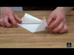 Realiser Un Cornet En Papier Sulfurise 750 Grammes Youtube Papier Sulfurise Papier Tuto