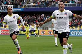 He plays as a striker. Viaje A La Infancia De Esteban Paredes La Tercera