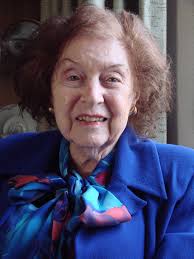 Charmante dame die vloeiend zeven talen sprak