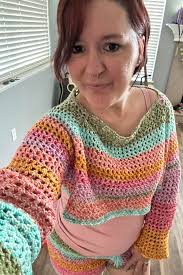 I updated my studio today with a major upgrade. I added a pop shield.  lol...Yeah, I know. Pathetic. Now I can give my wife her tights back!