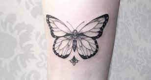 28 Beautiful Black And Grey Butterfly Tattoos Tattooblend Butterfly Tattoo Designs Butterfly Tattoo Butterfly Tattoos For Women