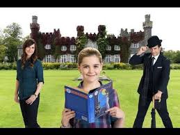 Smooch 2011 With Simon Kassianides Nick Ullett Kellie Martin Movie Youtube Hallmark Movies Martin Movie Christmas Movies On Tv