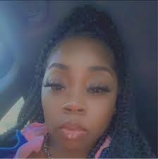 Sharday Jackson's Instagram, Twitter & Facebook