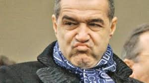 Cristi tanase a venit in vara lui 2009 de la fc arges pntru suma de 1.800.000 euro, dar daca va fi vandut 50% din suma trebuie platita echipai care e in prag de desfintare fc arges.daca aceasta se desfiinteaza patronul ehipei fc steaua, gigi becali, trebuie sa plateasca suma de 500.000 euro. Gigi Becali Confirma Situatia Dramatica De La Steaua