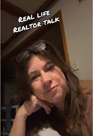 A night in the life of a Realtor #topekakansas #topekarealtor #realtorlife  #kansasweather