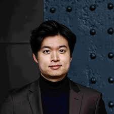 Robert Tweten's Instagram, Twitter & Facebook