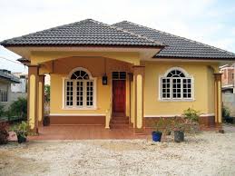 Teras rumah tidak harus hijau, namun yang penting dapat memberikan kesejukan yang alami sebelum anda memasuki rumah. 35 Rekomendasi Desain Rumah Desa Modern Dan Kekinian