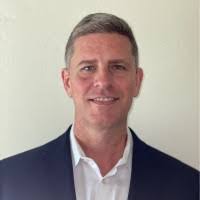 Damien Smart's Instagram, Twitter & Facebook