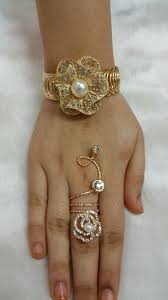 Pin By Geethumol George On Full Rings Wedding Jewelry Sets Hand Chain Antique Rings