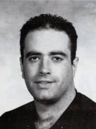 Player photos for the 1993-94 St. Thomas Wildcats at hockeydb.com