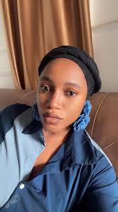 Seeking Relationship Advice from Mothers who Struggled to Keep a Man