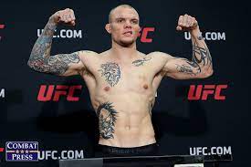 In his debut, smith faced antônio braga neto on june 8, 2013, at ufc on fuel tv 10. Ufc On Espn 33 Smith Vs Rakic Preview And Predictions