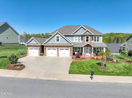 3038 Calton Hl, Kingsport, TN 37664