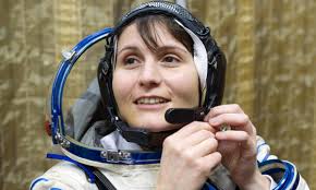 Samantha cristoforetti è incinta, la bella astronauta della missione futura diventerà mamma per la prima volta. Samantha Cristoforetti Torna Nello Spazio Radio Monte Carlo