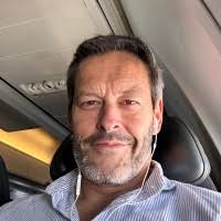 30+ Profile mit dem Suchbegriff „Raul“