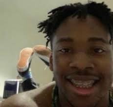 Isaiah Benson (@Zayysplatt)