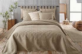 Resultado de imagem para decoração almofadas na cama