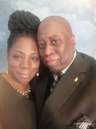 Dr. Wendell Hutchins II and I had the honor of hosting Pastor Bill Bailey  and Evangelist Randy Coggins II in our great city today. These little  gatherings of the last 28 years