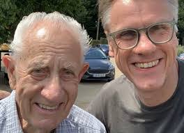 Chris Snoke's Instagram, Twitter & Facebook