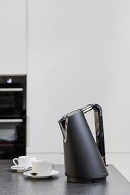 Buy Casa Bugatti Vera Kettle Black Black Bugatti Buy Casa Kettle Vera Kitchen Appliances Design Kitchen Appliances Modern Kettles