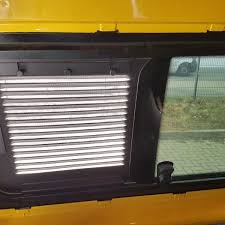 Lueftungsgitter Schiebefenster Kiravans Fuer Vw T5 T6 Bus4fun Foto Innen 3 Schiebefenster Luftung Fenster