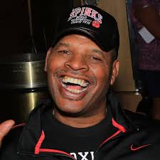 Leon Spinks's Instagram, Twitter & Facebook