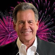 Cicero Maple's Instagram, Twitter & Facebook