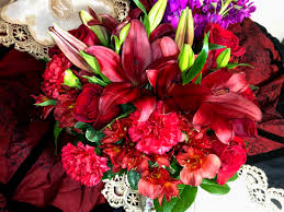 August birth flowers are gladiolus: Reasons To Give A Beautiful Bouquet Of Flowers Powered By Mom
