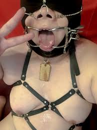 TW Pornstars - みあ🐷汚デブ女装肉便器. Twitter. 鼻フックと開口器を装着〜 とても恥ずかしい豚鼻を全開で晒しながら、涎だらだらしちゃう肉便器さん  (*q*). 4:34 AM - 9 Aug 2021