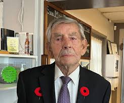 Legion in qathet honours World War vets