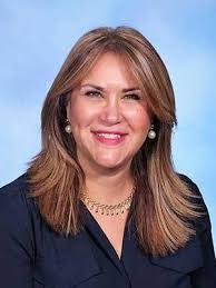 Donna Tanzi's Instagram, Twitter & Facebook