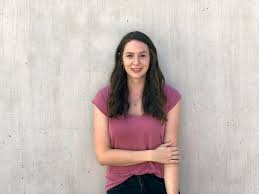 Information and translations of studentin in the most comprehensive dictionary definitions resource on the web. Hotellerie Gastronomie Zeitung Studentin Testet Neun Berufe Im Tourismus