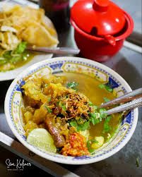 Soto ayam ada berbagai macam jenisnya, ada soto ayam lamongan, soto ayam surabaya, soto ayam betawi dan masih banyak lagi. Soto Kikil Mbak Mila Rekomendasi Kuliner Kikil Unik Dan Enak Di Madiun