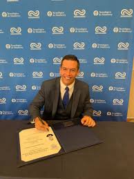 Muchísimas felicidades estimado Amigo en horabuena. Siéntete orgulloso de… 