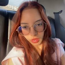 Val Centeno (@val_centenov) • Instagram photos and videos