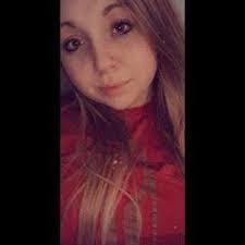 Alissa Hilliard's Instagram, Twitter & Facebook