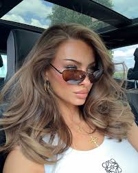 Olivia Mata (oliviamxd)