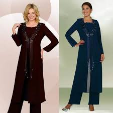 Besoin d'une robe élégante pour tenue de cocktail canon? Robes Elegantes Pour Mere De La Mariee En Mousseline De Soie Pour Meres Marie Costumes Formels Pour Mariage Trois Pieces Avec Perles A Manches Longues Et Pompon Aliexpress