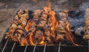Nyate Asyik Versi Do It Yourself Simak Tips Membuat Bumbu Olesan Sate Kambing Sebelum Dibakar Isu Bogor