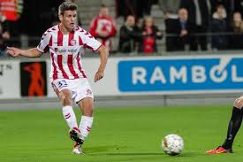 Joakim mæhle pedersen (born 20 may 1997) is a danish professional footballer who plays as a right back for serie a club atalanta and the denmark national team. El Genk Cierra La Contratacion De Maehle